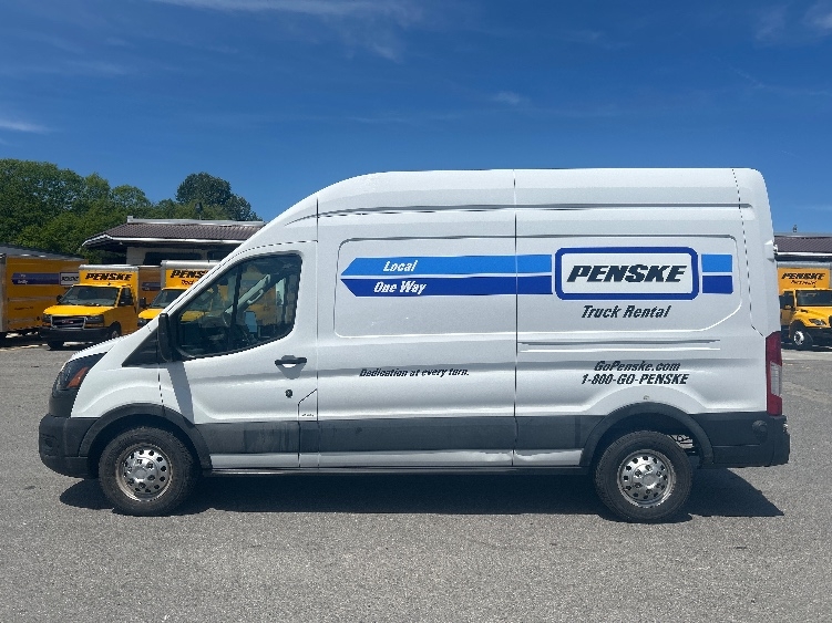 Used 2023 Ford Transit 250 - photo 6