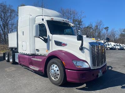 Used 2020 Peterbilt 579 - photo 1