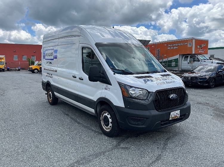 Used 2021 Ford Transit 250 - photo 1