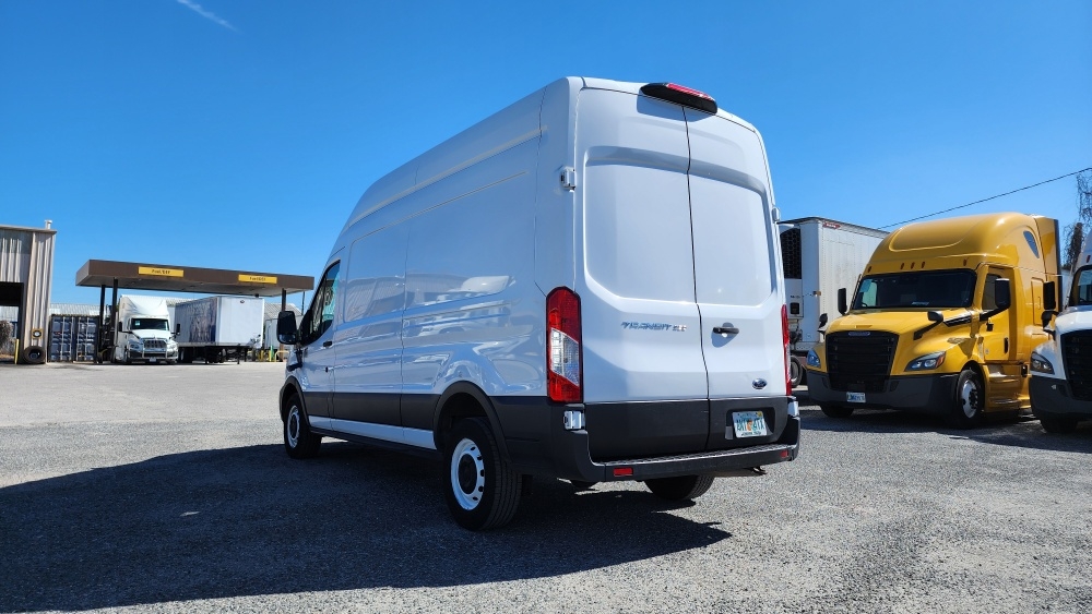 Used 2021 Ford Transit 250 - photo 8