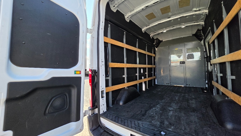 Used 2021 Ford Transit 250 - photo 12