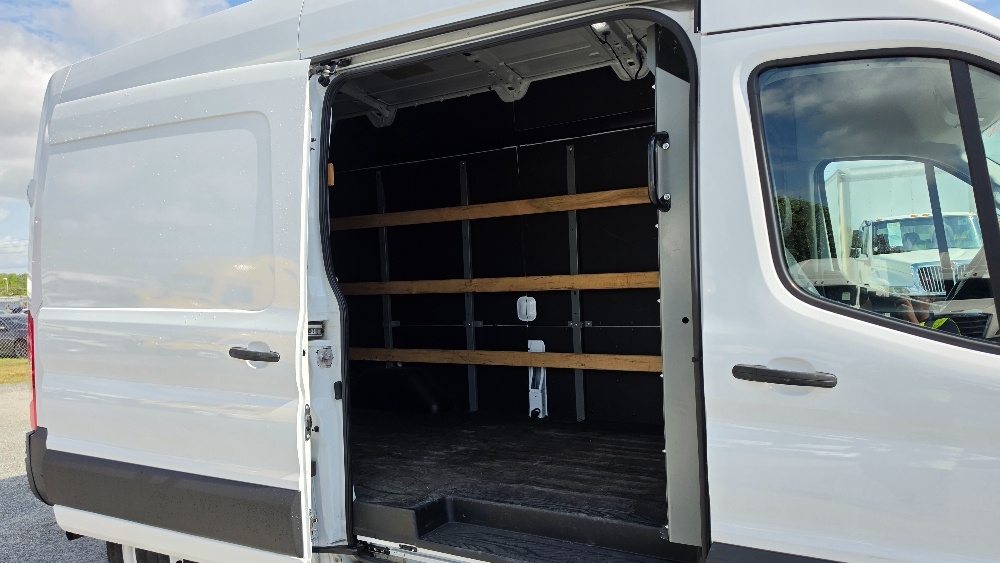 Used 2021 Ford Transit 250 - photo 26