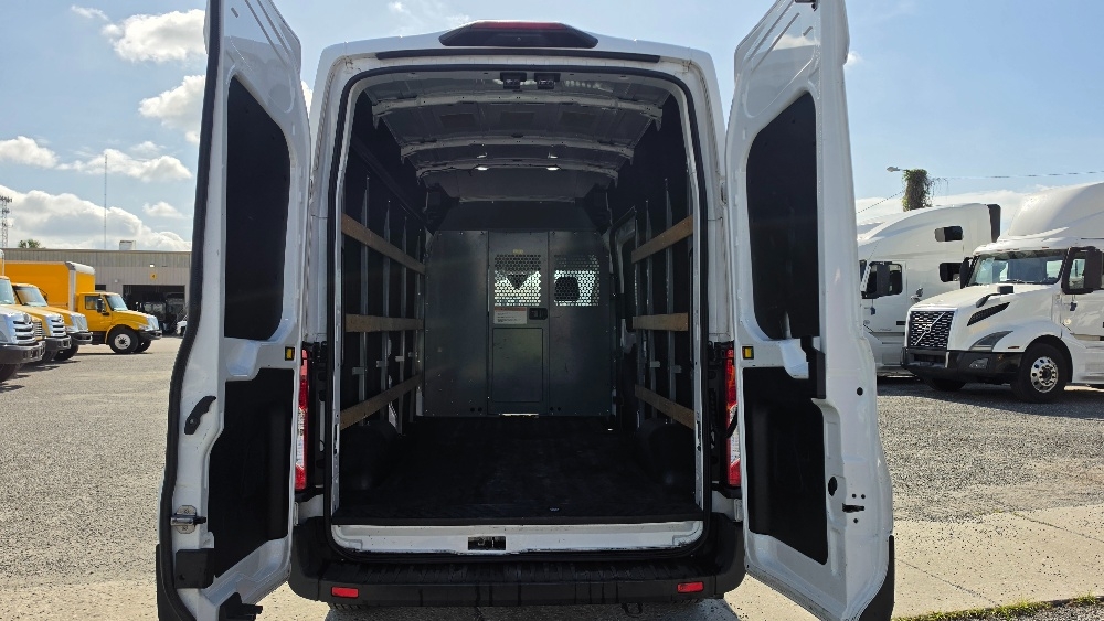Used 2021 Ford Transit 250 - photo 10