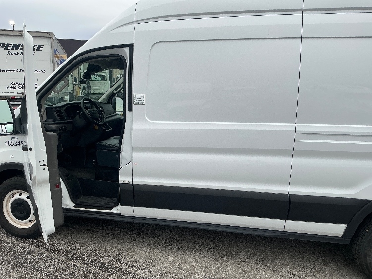 Used 2021 Ford Transit 250 - photo 18