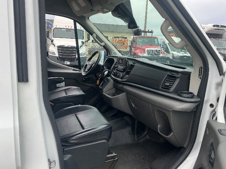 Used 2021 Ford Transit 250 - photo 24