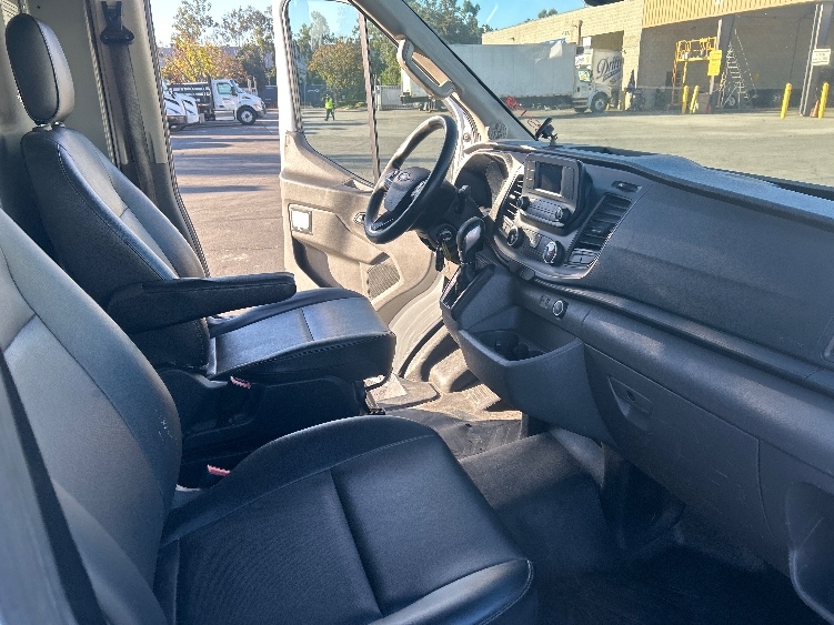 Used 2021 Ford Transit 250 - photo 24