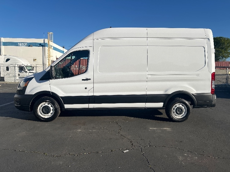 Used 2021 Ford Transit 250 - photo 6