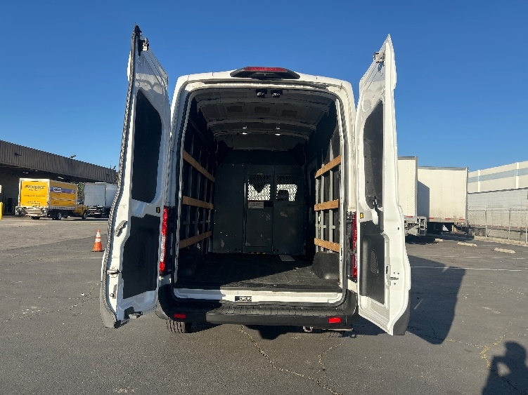 Used 2021 Ford Transit 250 - photo 10