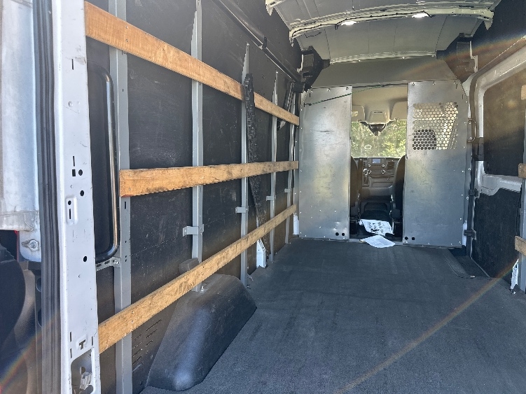 Used 2021 Ford Transit 250 - photo 12