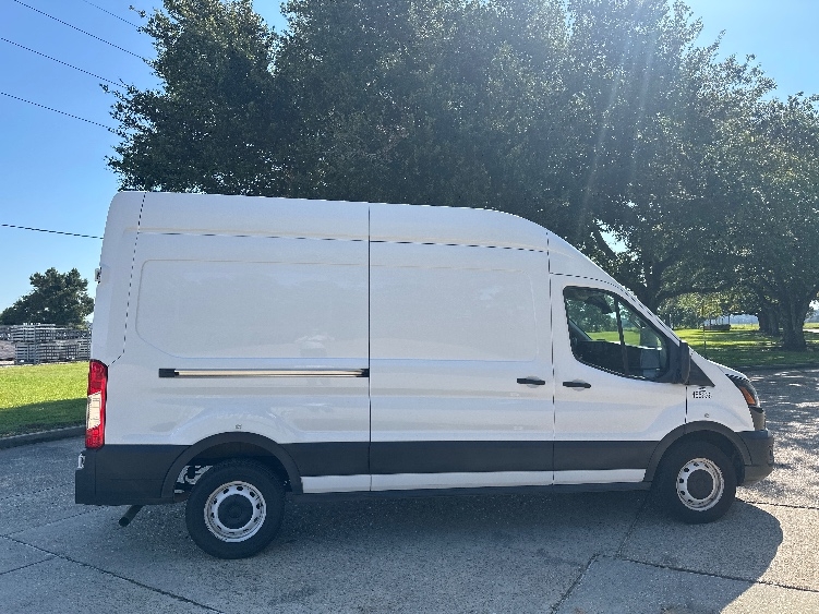 Used 2021 Ford Transit 250 - photo 16