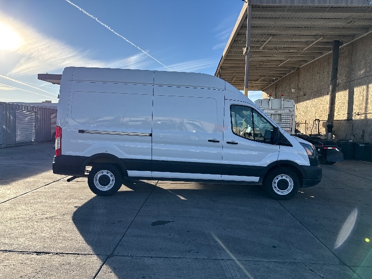 Used 2021 Ford Transit 250 - photo 14