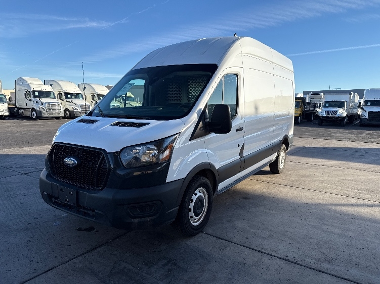 Used 2021 Ford Transit 250 - photo 5