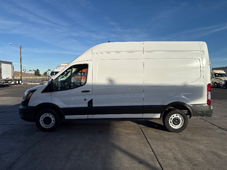 Used 2021 Ford Transit 250 - photo 6