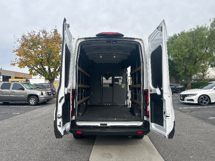 Used 2021 Ford Transit 250 - photo 10