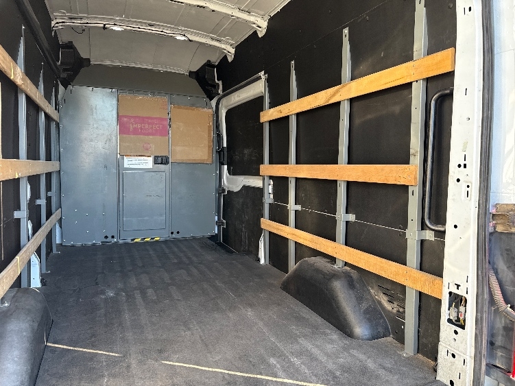 Used 2021 Ford Transit 250 - photo 12