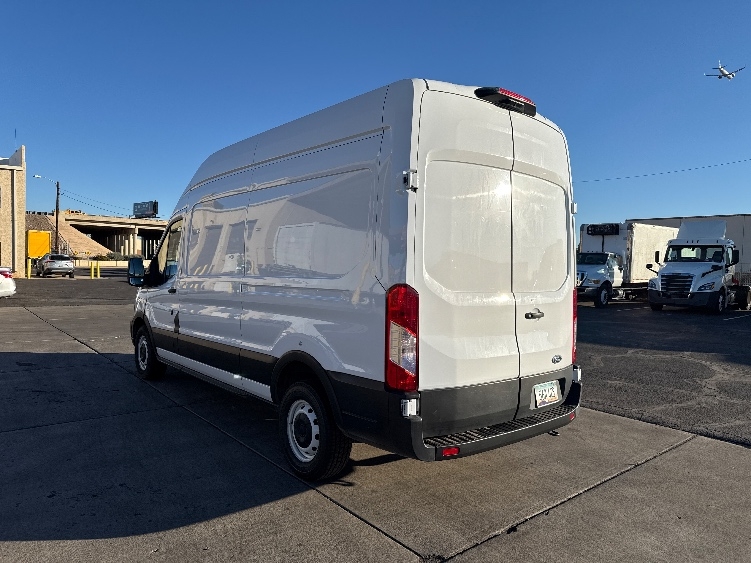 Used 2021 Ford Transit 250 - photo 7