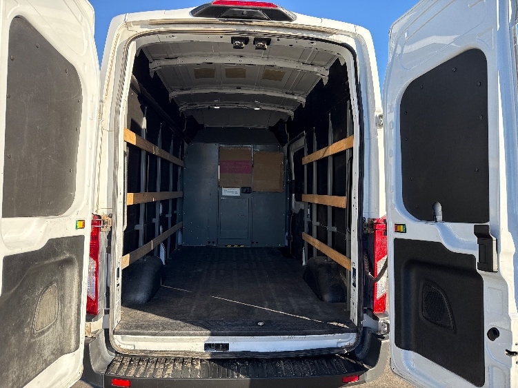 Used 2021 Ford Transit 250 - photo 9