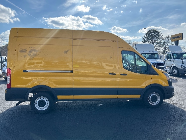 Used 2021 Ford Transit 250 - photo 16