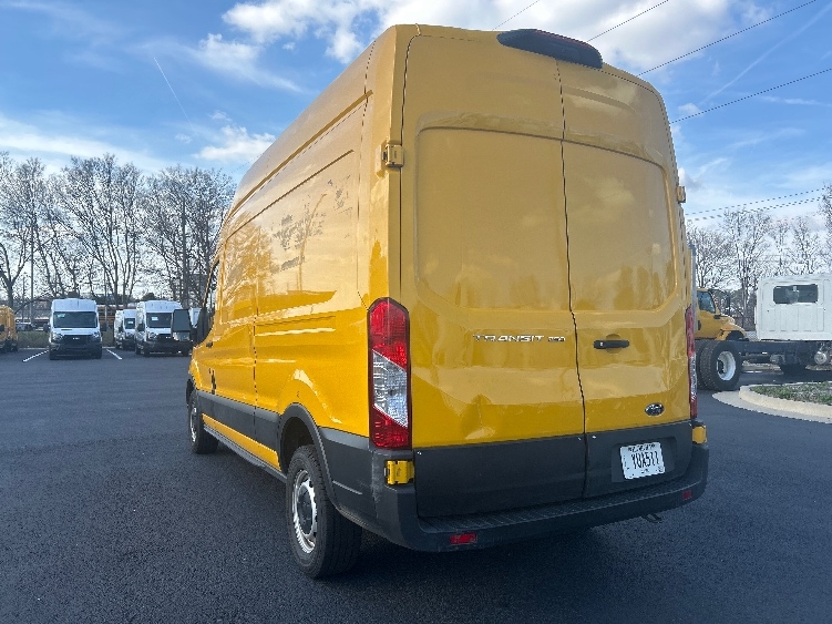 Used 2021 Ford Transit 250 - photo 8