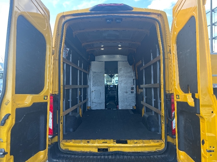 Used 2021 Ford Transit 250 - photo 10