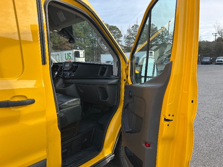 Used 2021 Ford Transit 250 - photo 18