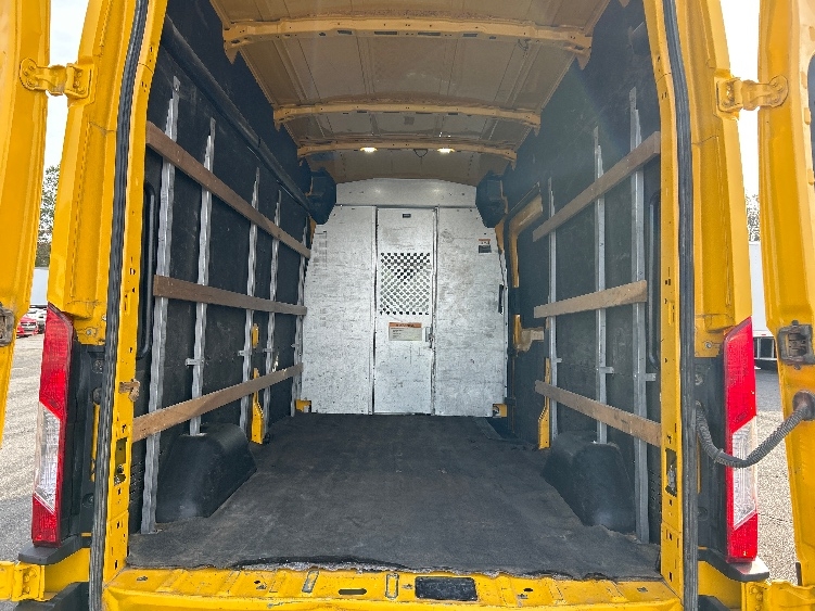 Used 2021 Ford Transit 250 - photo 9