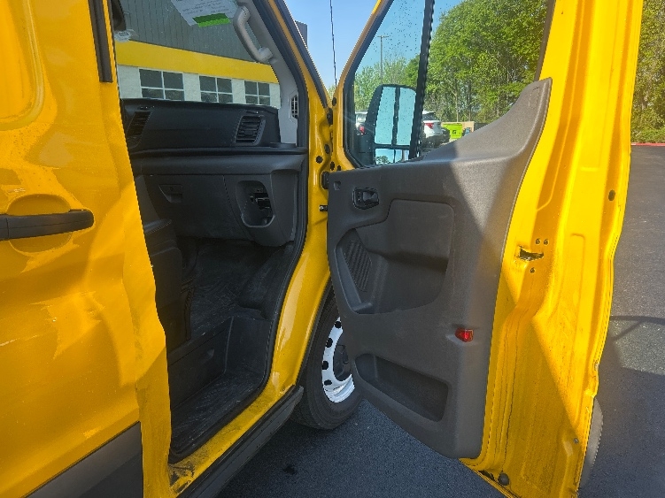 Used 2021 Ford Transit 250 - photo 21