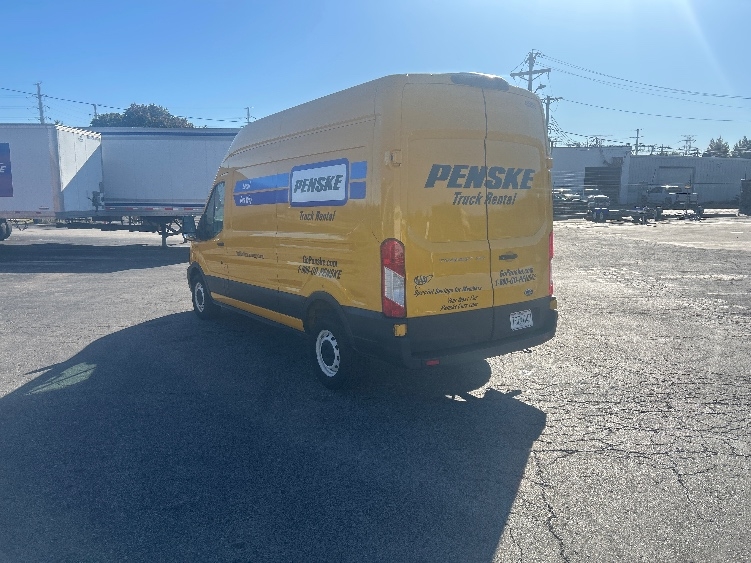Used 2021 Ford Transit 250 - photo 7