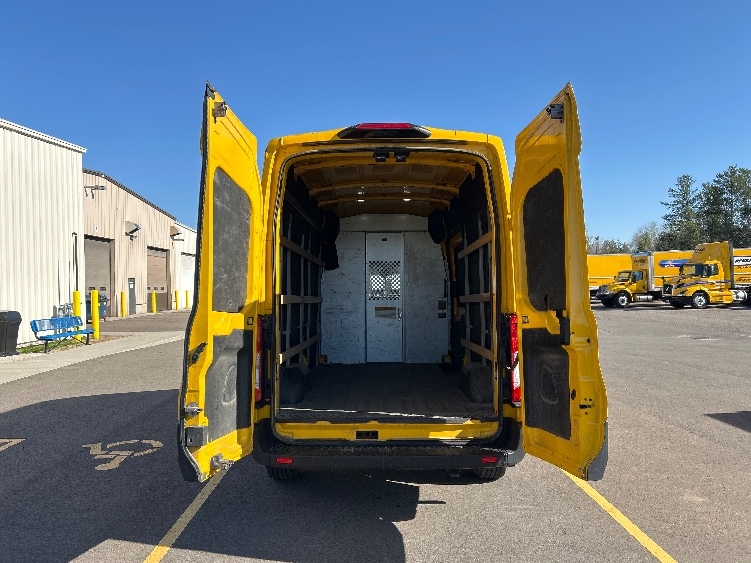 Used 2021 Ford Transit 250 - photo 9