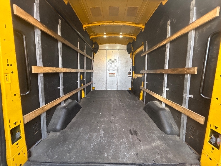 Used 2021 Ford Transit 250 - photo 10