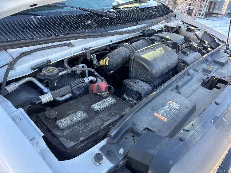 Used 2022 Ford E-350 - photo 25
