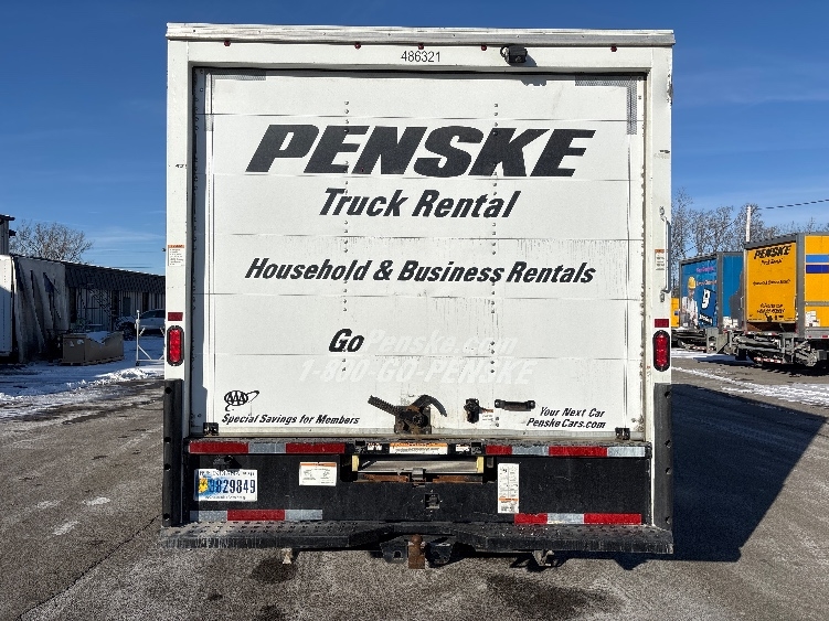 Used 2022 Ford E-350 - photo 9