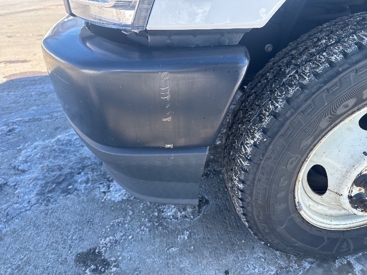 Used 2022 Ford E-350 - photo 28
