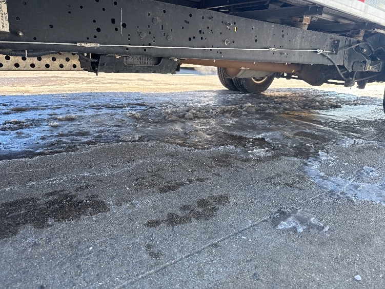 Used 2022 Ford E-350 - photo 7