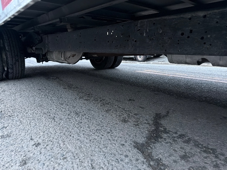 Used 2022 Ford E-350 - photo 16