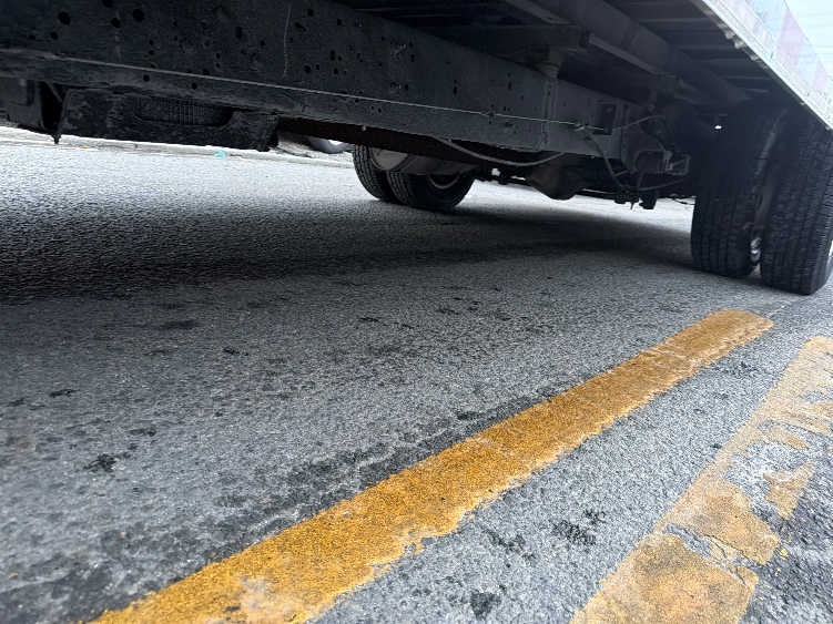 Used 2022 Ford E-350 - photo 7