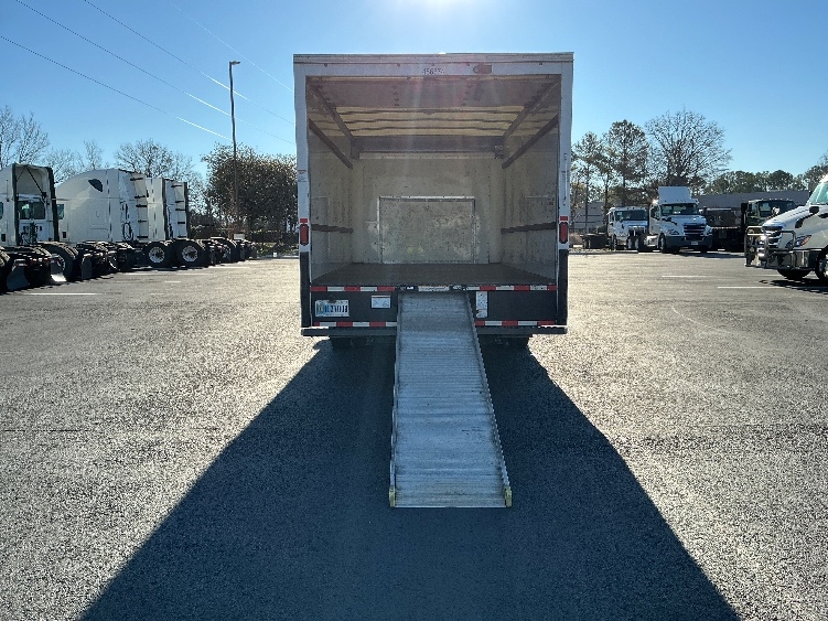Used 2022 Ford E-350 - photo 11