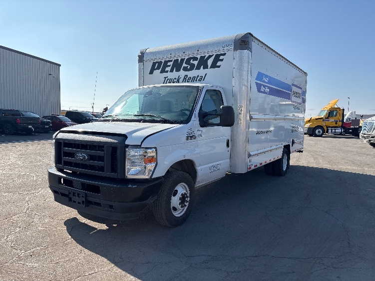Used 2022 Ford E-350 - photo 5