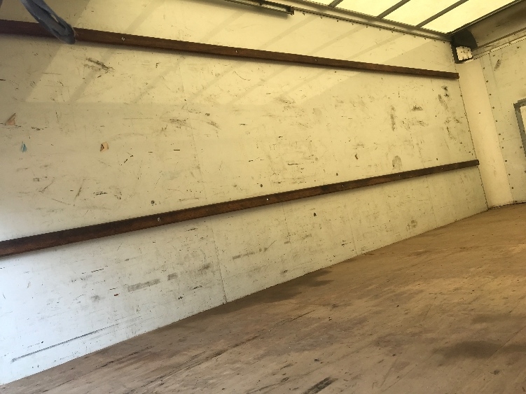 Used 2022 Ford E-350 - photo 13