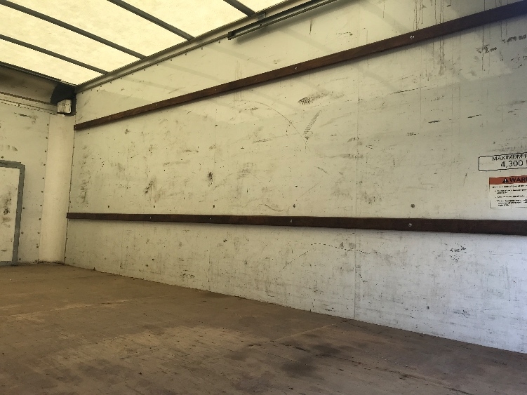 Used 2022 Ford E-350 - photo 14