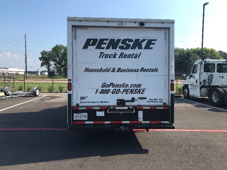 Used 2022 Ford E-350 - photo 9