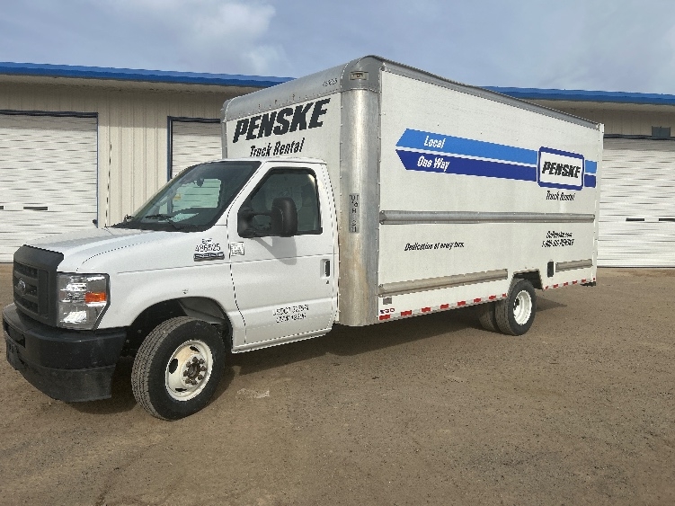 Used 2022 Ford E-350 - photo 5