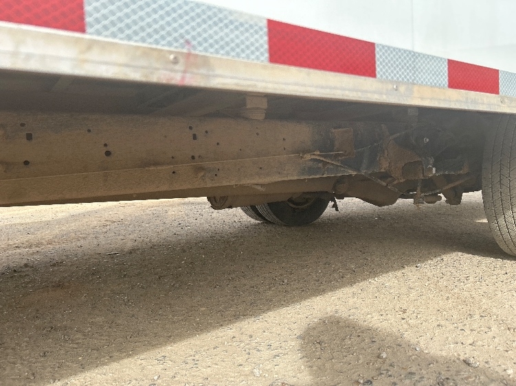 Used 2022 Ford E-350 - photo 7