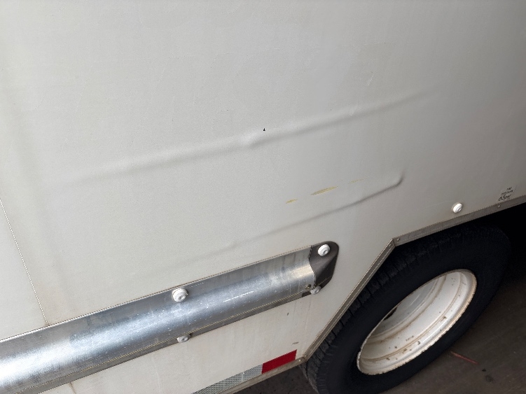 Used 2022 Ford E-350 - photo 26
