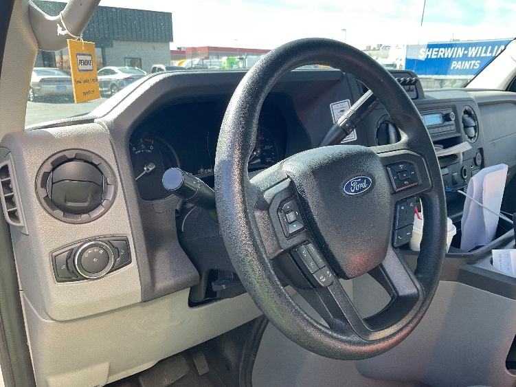 Used 2022 Ford E-350 - photo 14