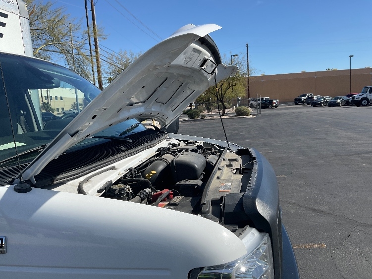 Used 2022 Ford E-350 - photo 20