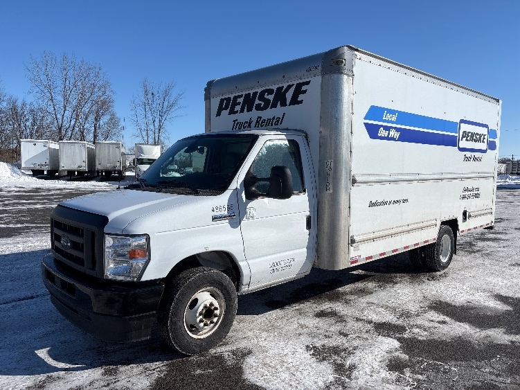 Used 2022 Ford E-350 - photo 5