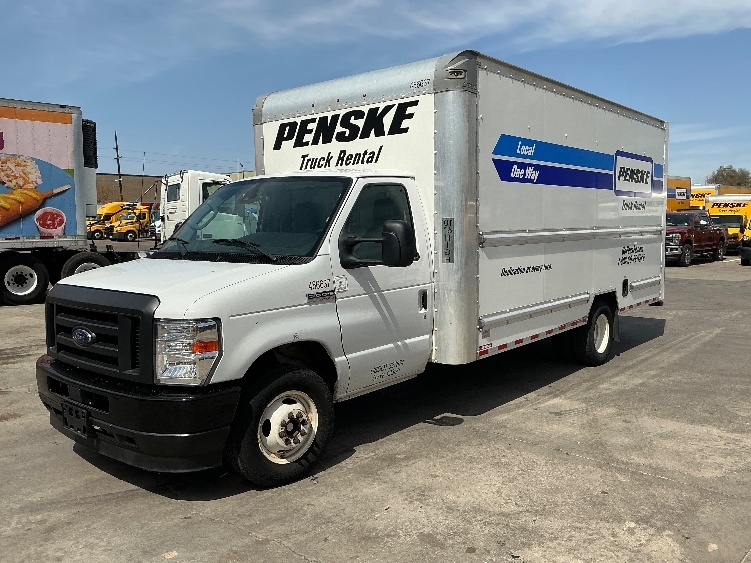 Used 2022 Ford E-350 - photo 5