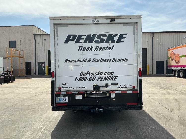 Used 2022 Ford E-350 - photo 9