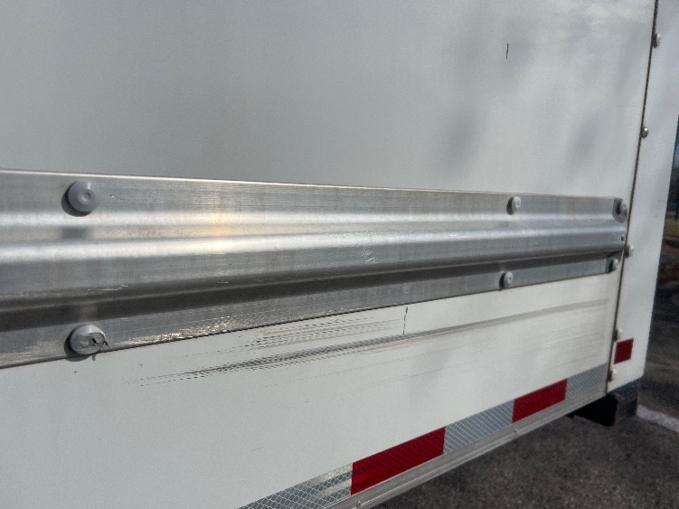 Used 2022 Ford E-350 - photo 29